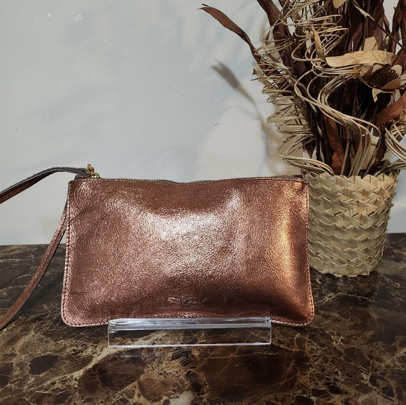 Sharif Metallic Bronze Clutch - Picture 12 of 13